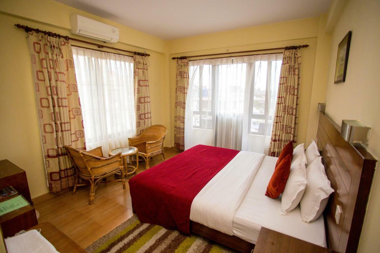 Hotel Tara Ποκάρα Εξωτερικό φωτογραφία