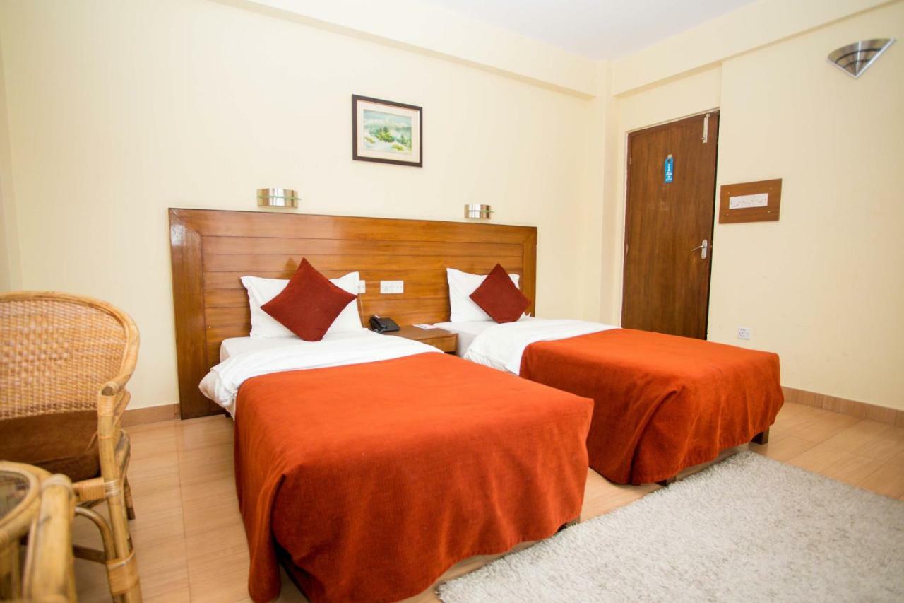 Hotel Tara Ποκάρα Εξωτερικό φωτογραφία