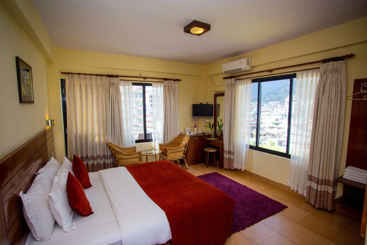 Hotel Tara Ποκάρα Εξωτερικό φωτογραφία