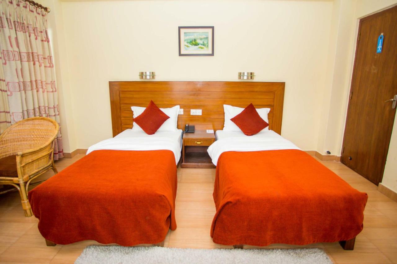 Hotel Tara Ποκάρα Εξωτερικό φωτογραφία
