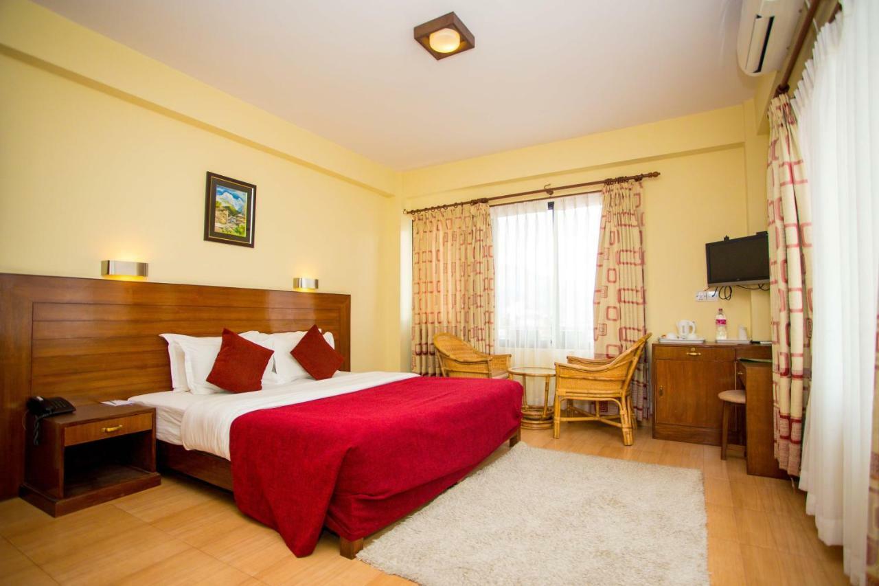 Hotel Tara Ποκάρα Εξωτερικό φωτογραφία