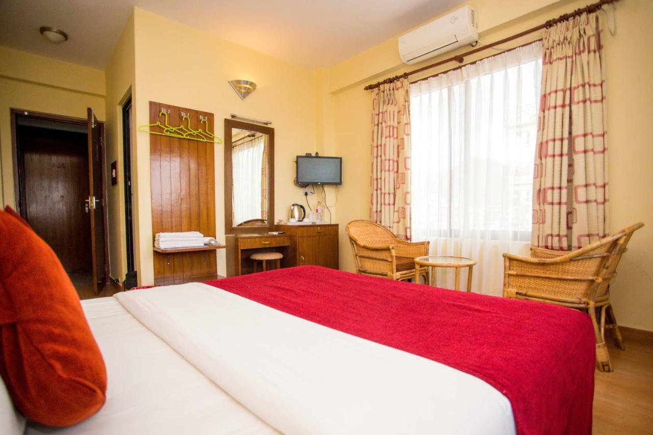Hotel Tara Ποκάρα Εξωτερικό φωτογραφία