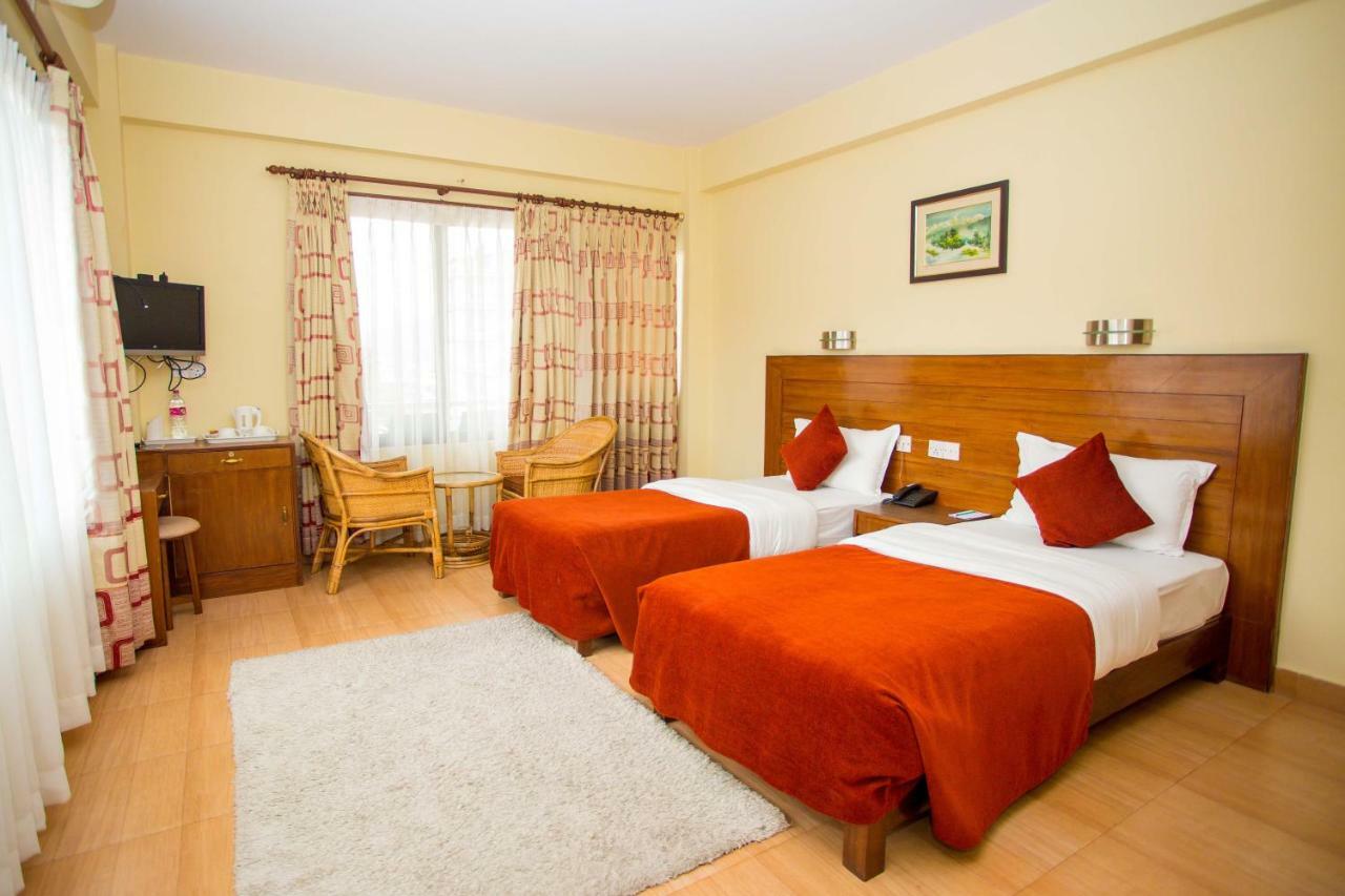 Hotel Tara Ποκάρα Εξωτερικό φωτογραφία